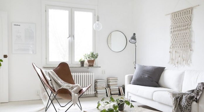 How to Decorate a Small Minimalist Living Room