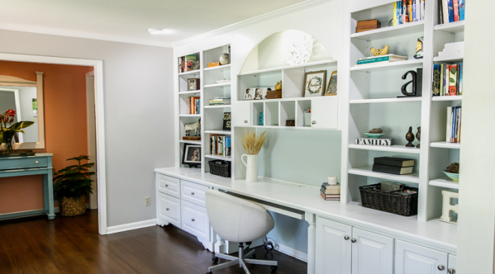 How to Shop For a Desk Cabinet